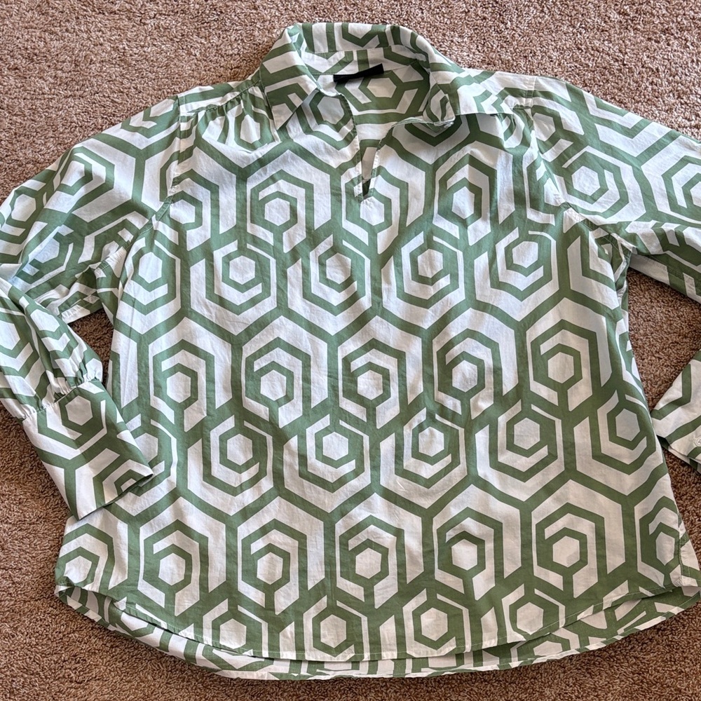 Lane Bryant Green and White Geometric Pullover Top - Size 14/16